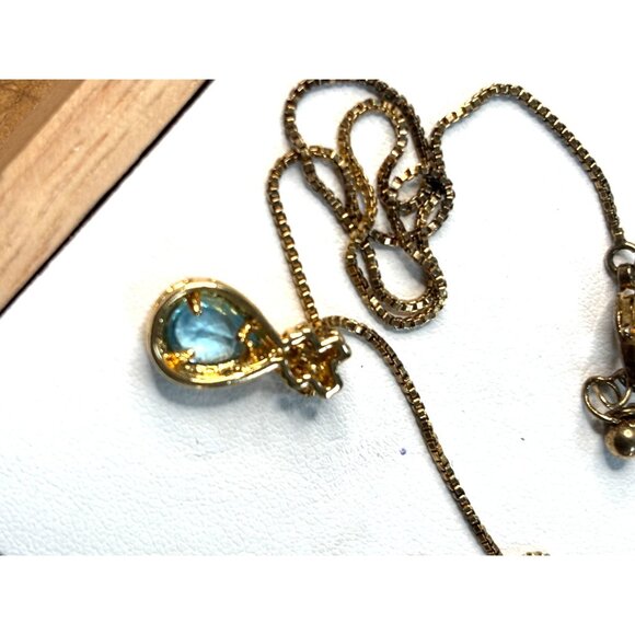 Avon Gold-Tone Necklace With Teardrop Blue Crystal Pendant - Picture 2 of 8